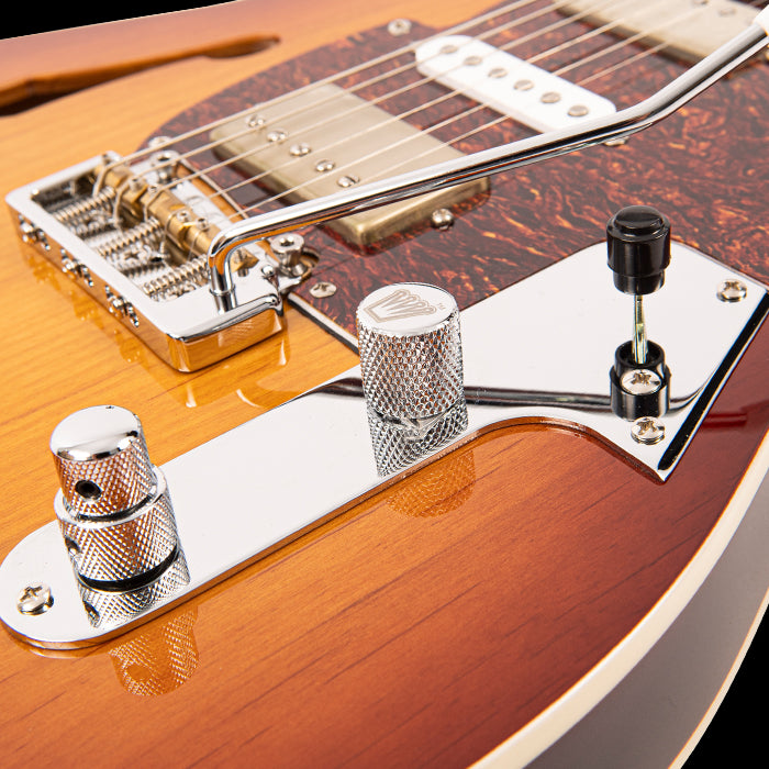 on ott　フレットキング
FKV22VR
汎用ハードケース付き Country Squire Semitone De Luxe – Fret-King